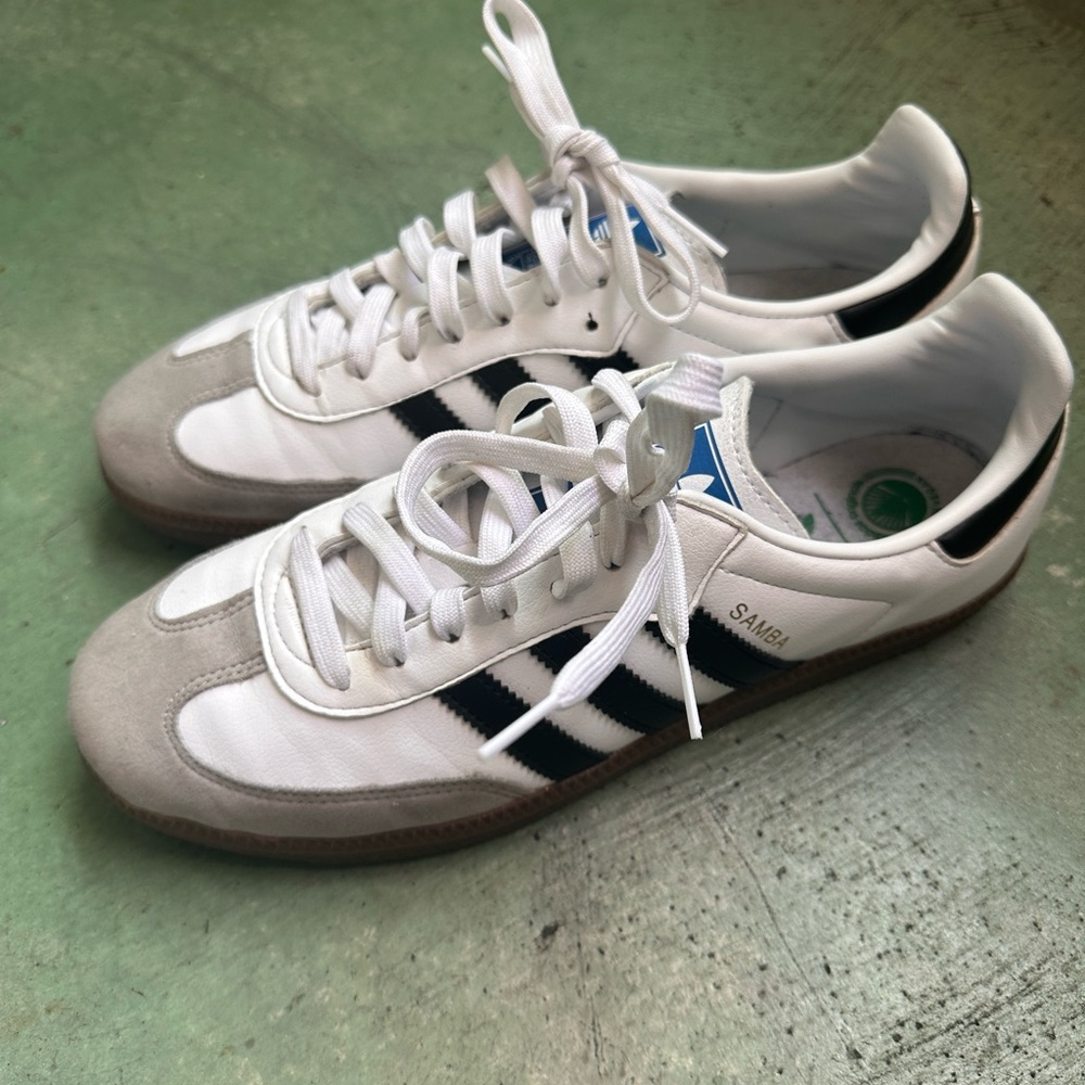 Adidas Sambas